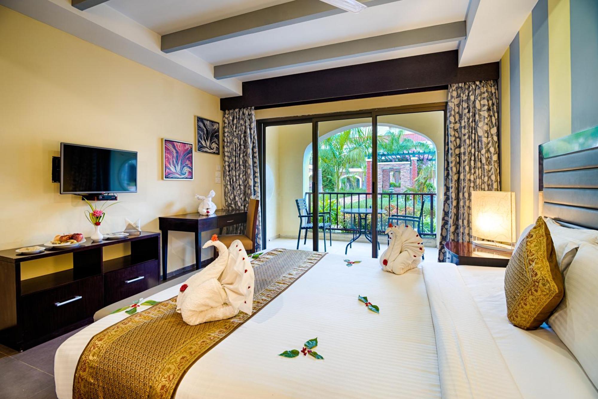 Grand Serenaa Hotel & Resorts, Auroville Buitenkant foto