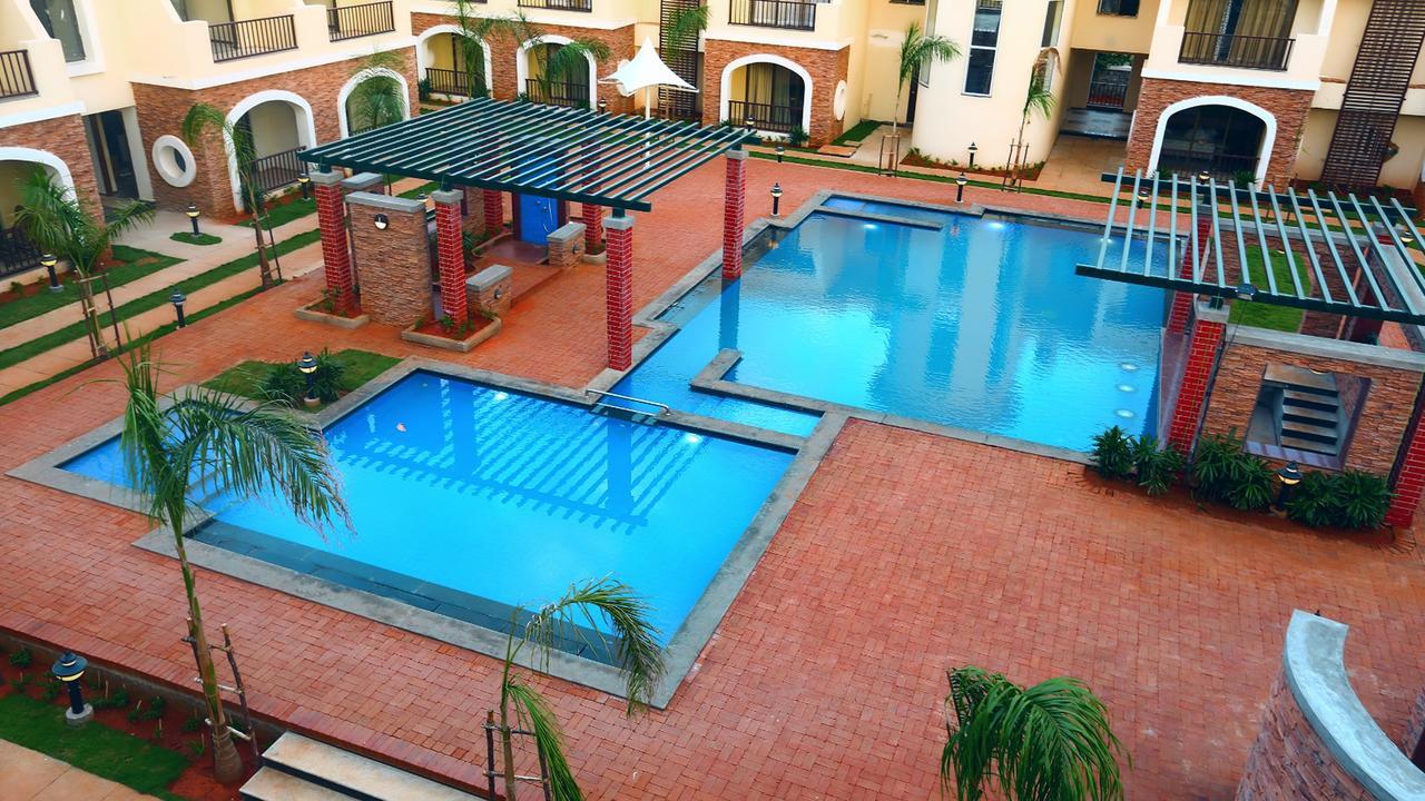 Grand Serenaa Hotel & Resorts, Auroville Buitenkant foto